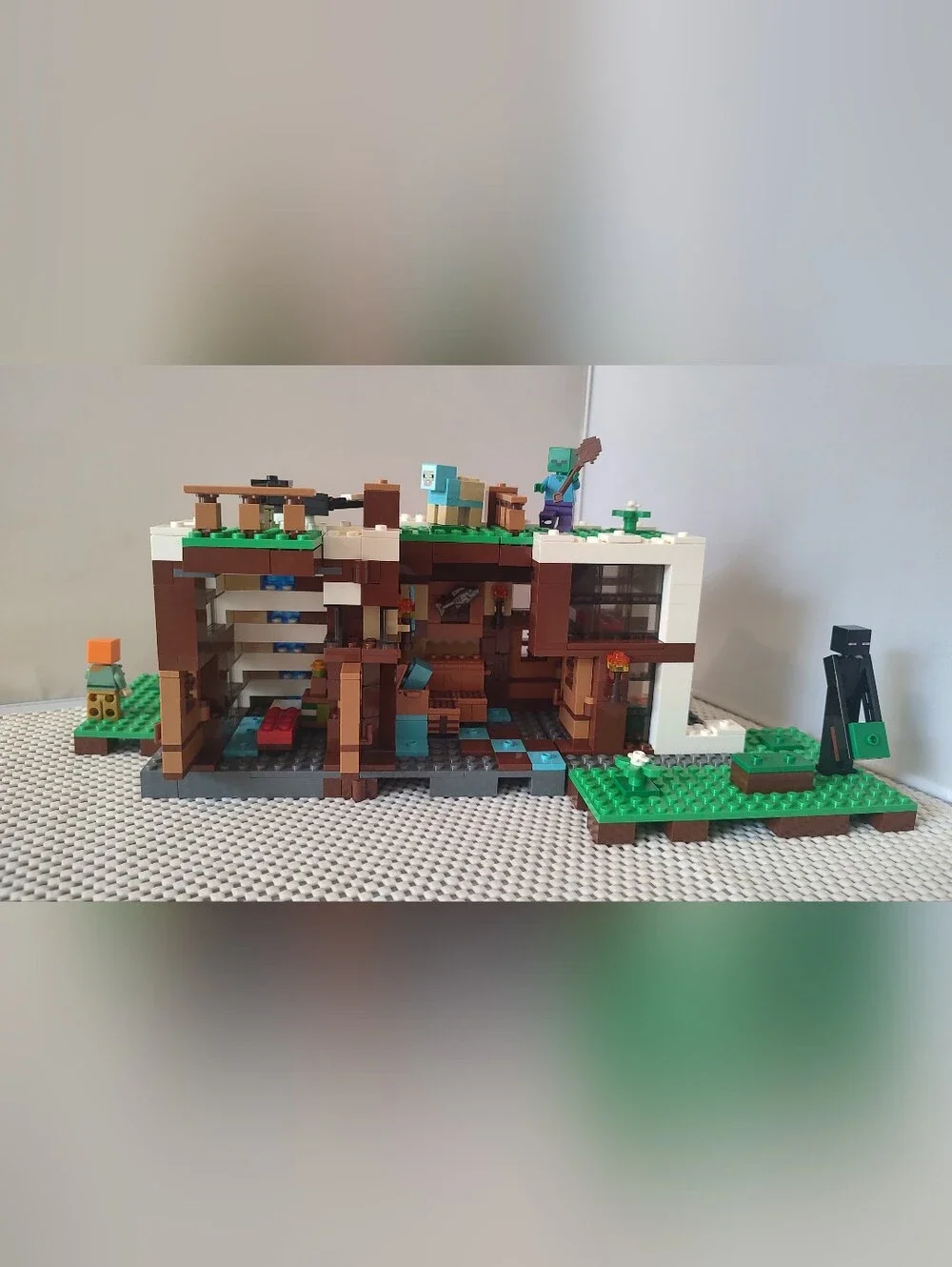LEGO 21134 Minecraft The Waterfall Base Building Toy Set Retired Set